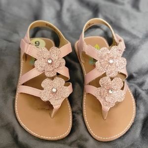 Lightly worn used sandals-rose gold